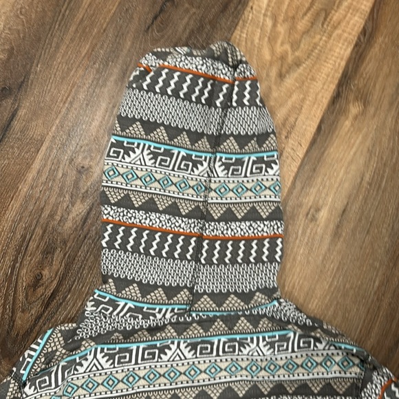 Free Planet 100% cotton Aztec pattern hoodie sweatshirt size Medium gray - Picture 11 of 14
